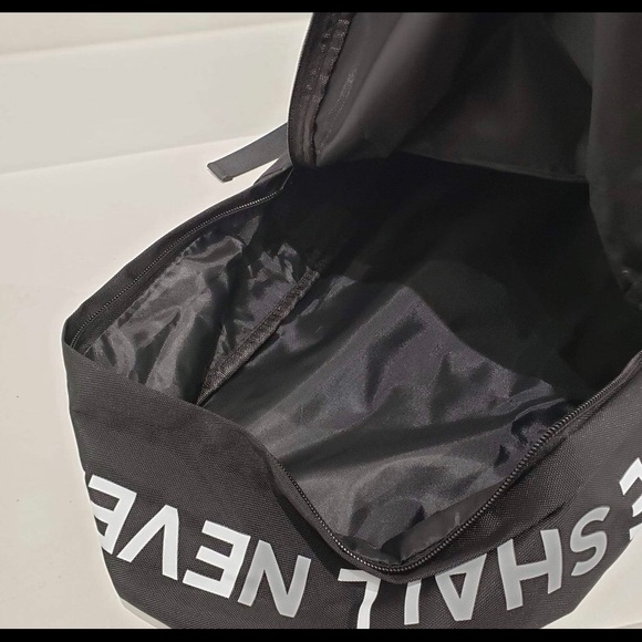 Bape backpack - Picture 2 of 3